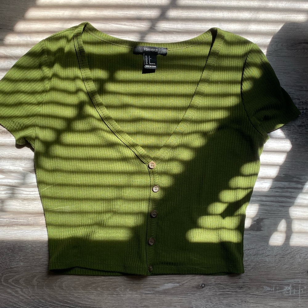 Green crop top